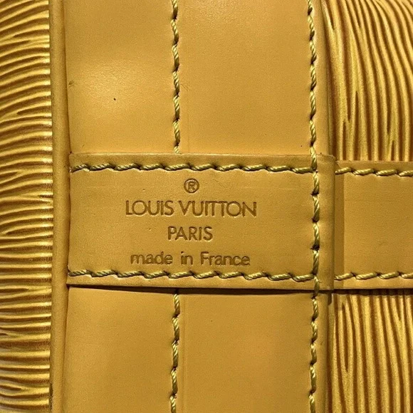 LOUIS VUITTON Yellow Shoulder Bag - Picture 4 of 9